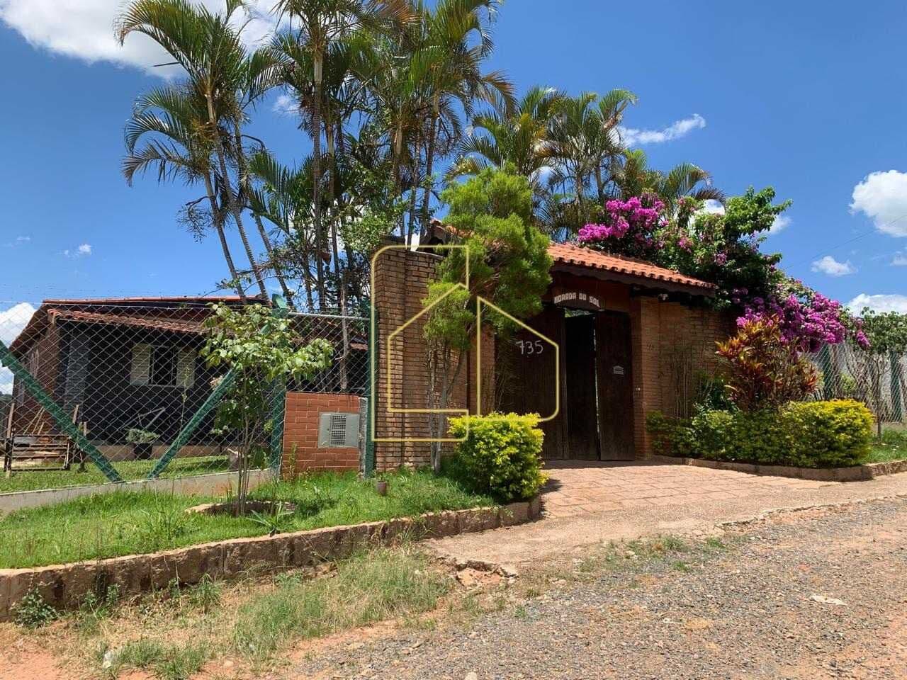 Fazenda/Sítios/Chácaras em Louveira - Centro