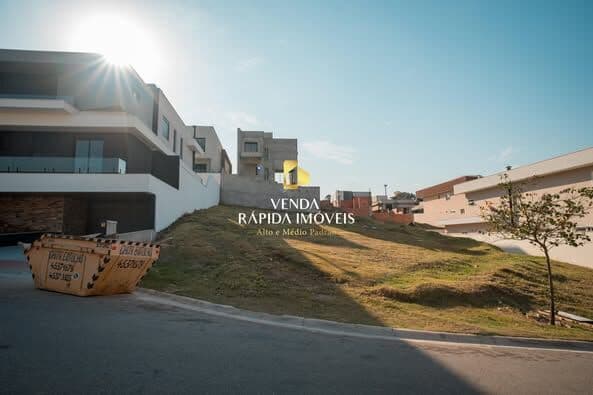 Terreno à venda no Condomínio Brisas de Jundiaí - Jundiaí/SP
