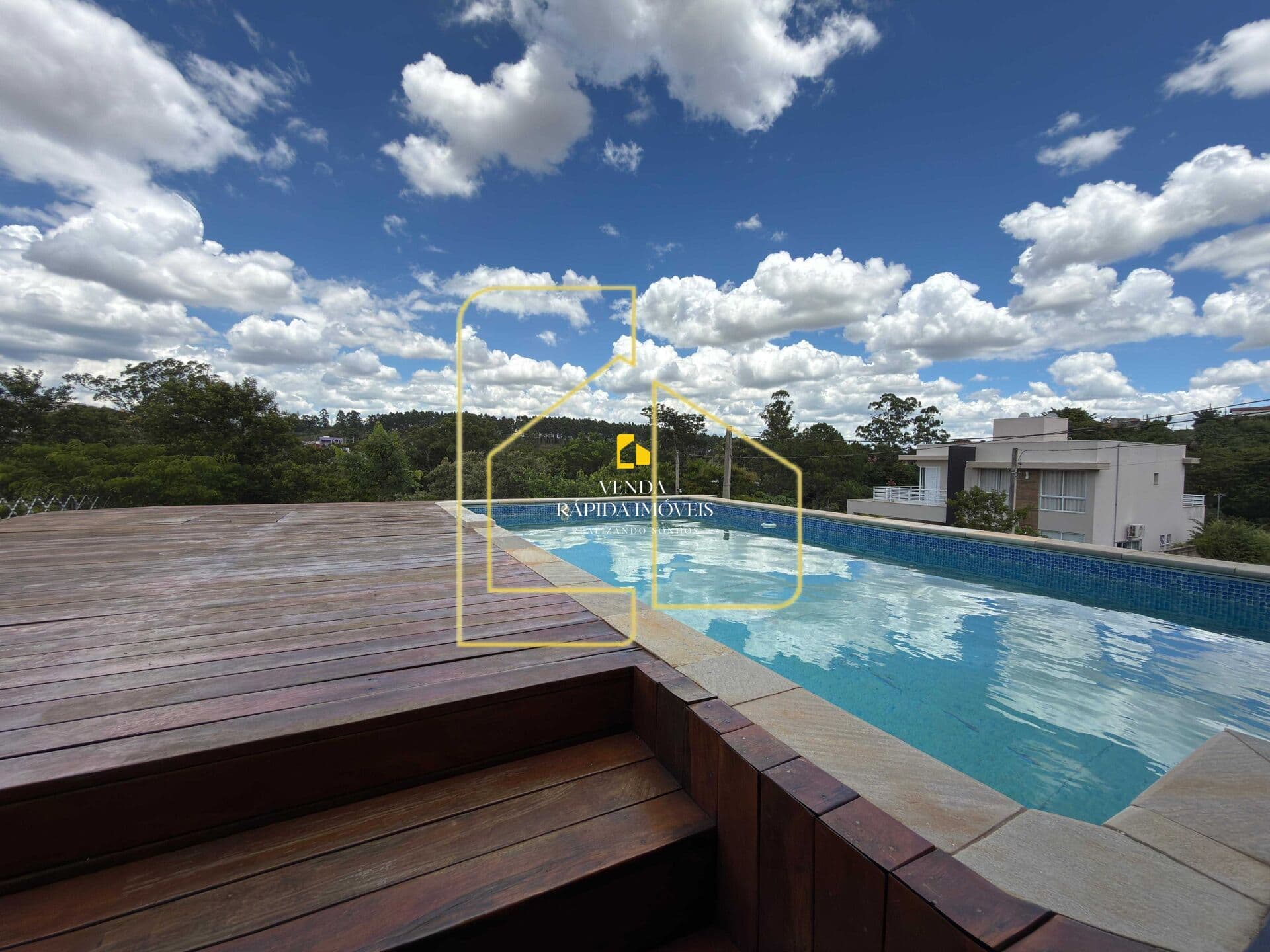 Casa em Jundiaí - Loteamento Vale Azul I