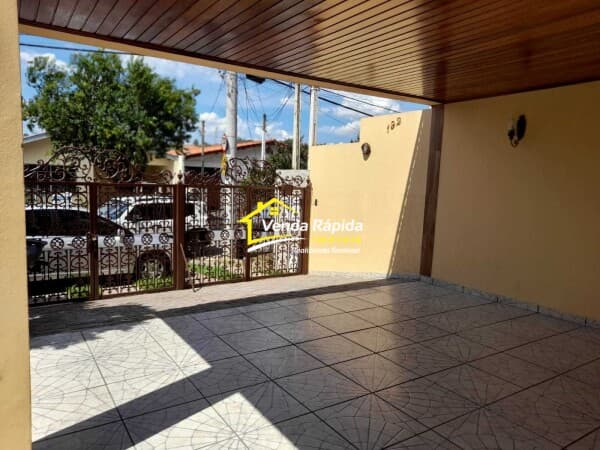 SOBRADO C/ 3 DORMS / 1 SUÍTE +HIDRO E CLOSET.
