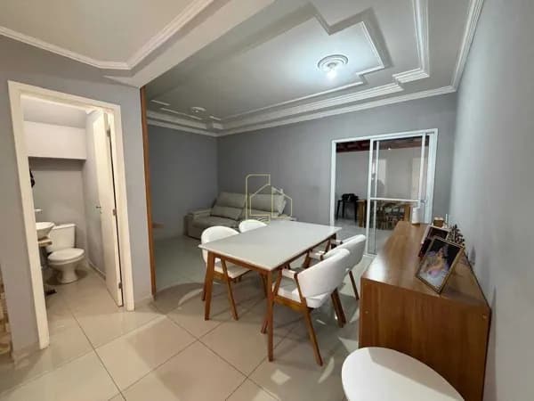 Casa de Condomínio em Jundiaí - Jardim Colônia