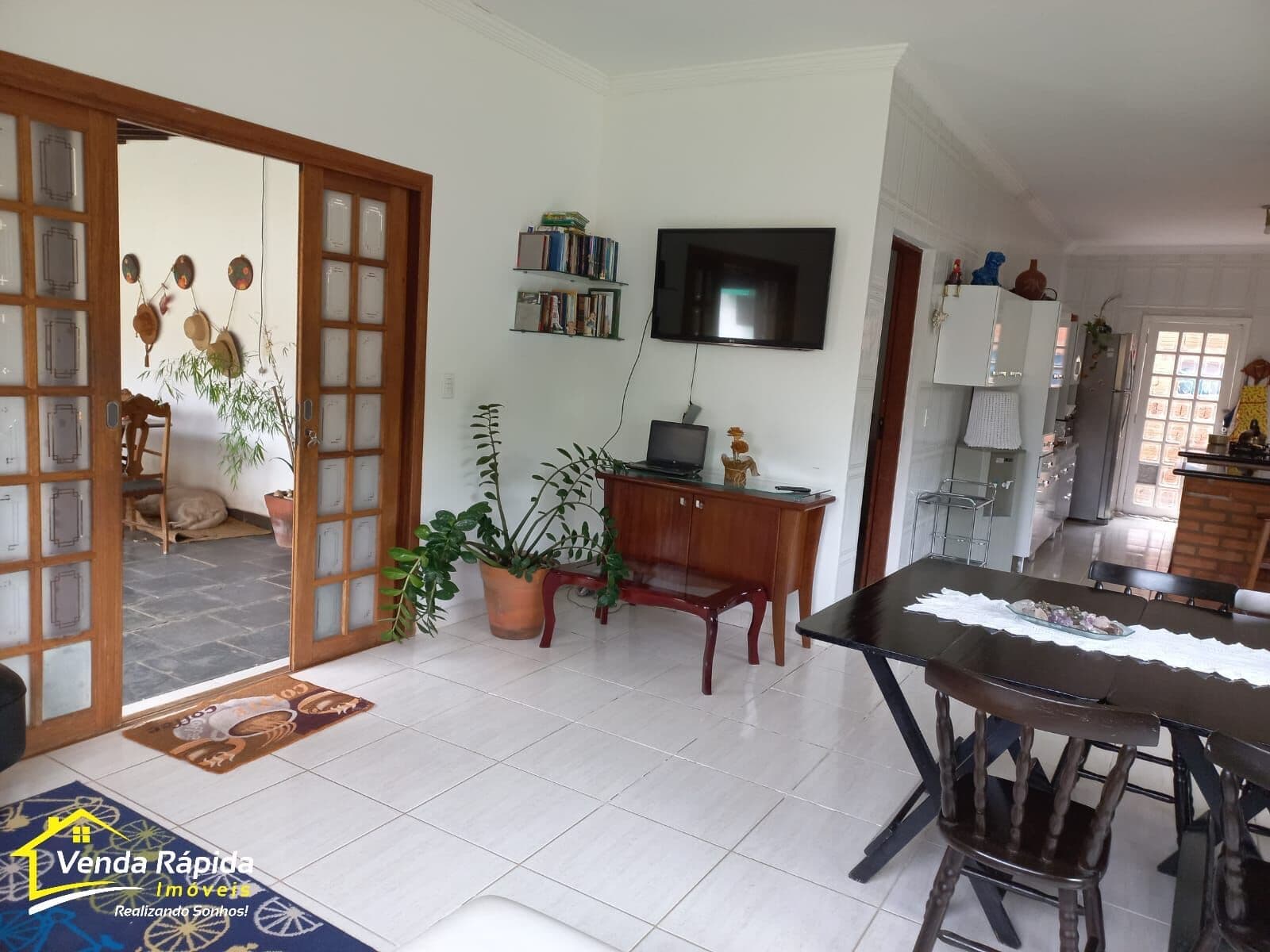 Chácara c/ A.C de 280m² / Casa principal/Casa de hóspedes / Edícula . Loc. Itupeva -SP