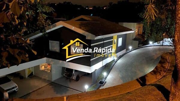 SOBRADO ALTO PADRÃO C/ 3 SUÍTES / 5 BANHEIROS / ÁREA GOURMET + PISCINA - COND. CAPITAL VILLE- JUNDIAI-SP