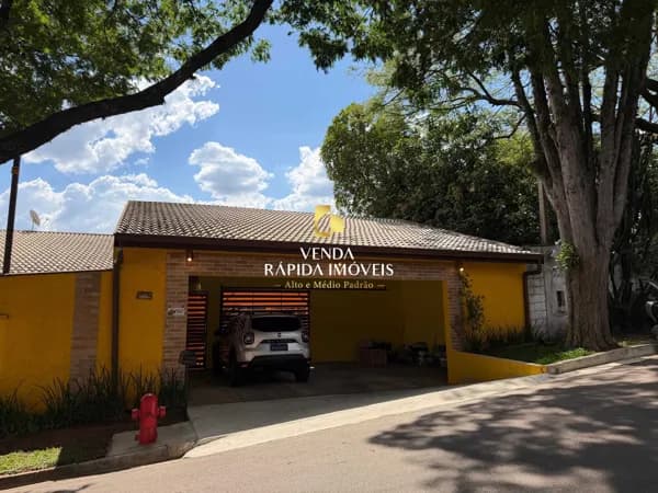 Casa Alto Padrão no Condomínio Teresa Cristina