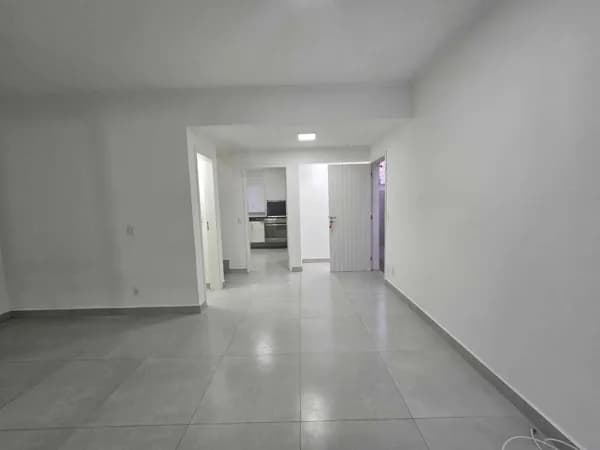 Casa de Condomínio em Jundiaí - Jardim Colônia