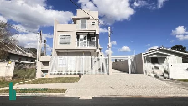 Sobrado em Curitiba - Boqueirão