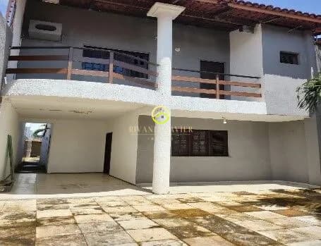 Casa Duplex disponível para venda