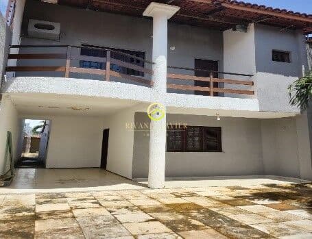 Casa Duplex disponível para venda
