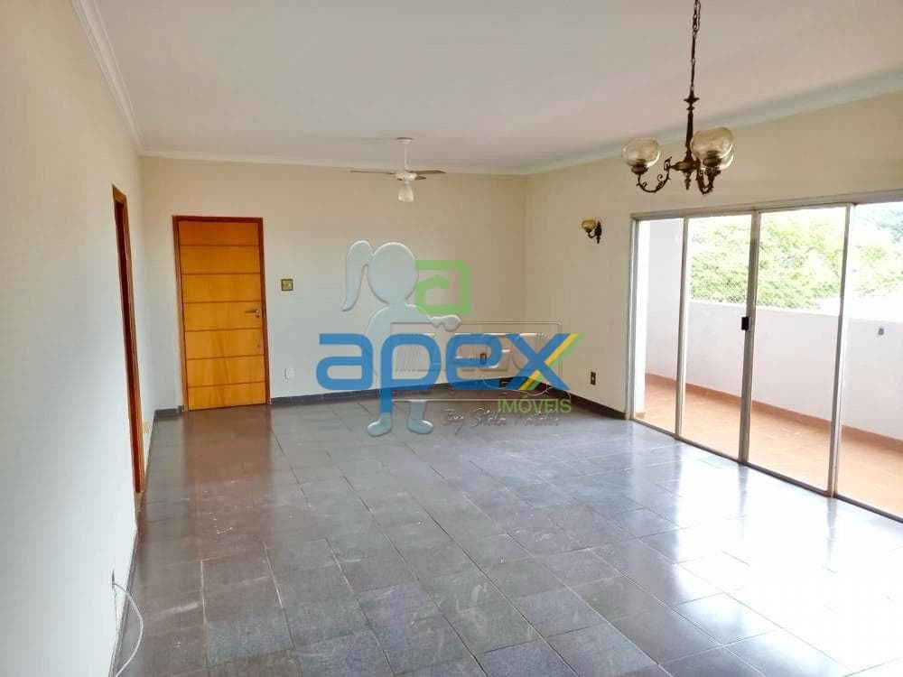 Apartamento na Avenida Treze de Maio