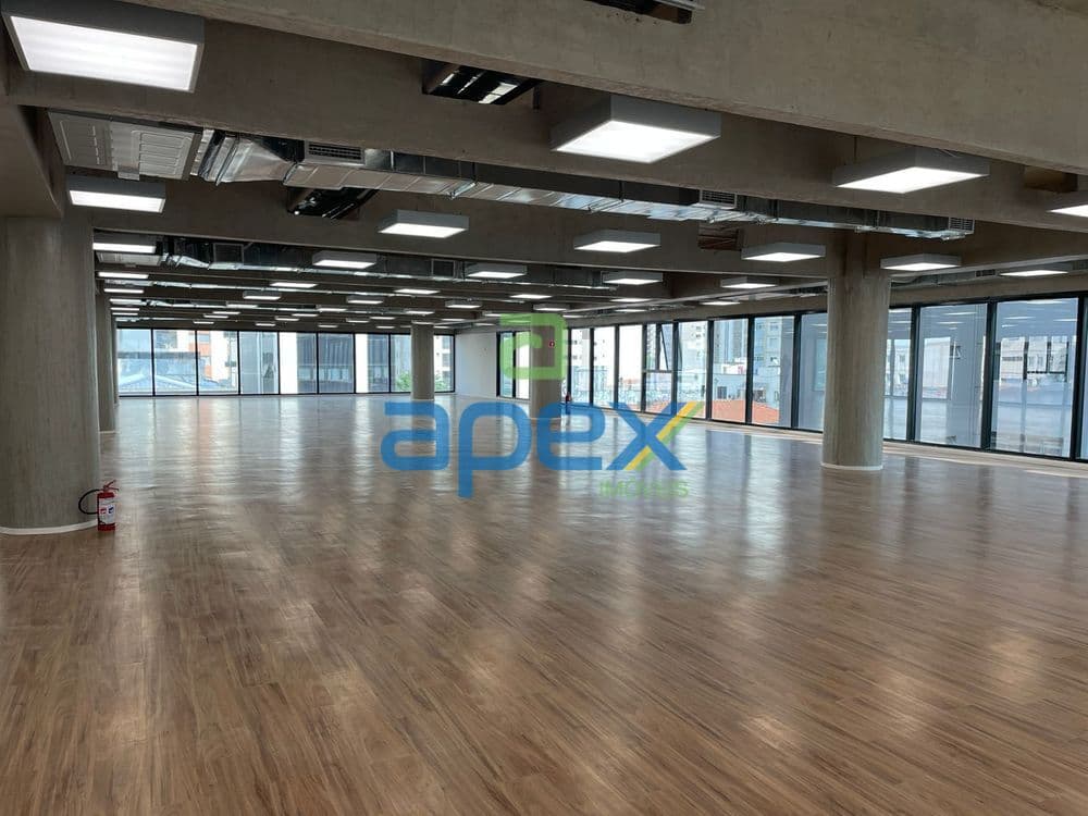 Laje corporativa no coração de Pinheiros