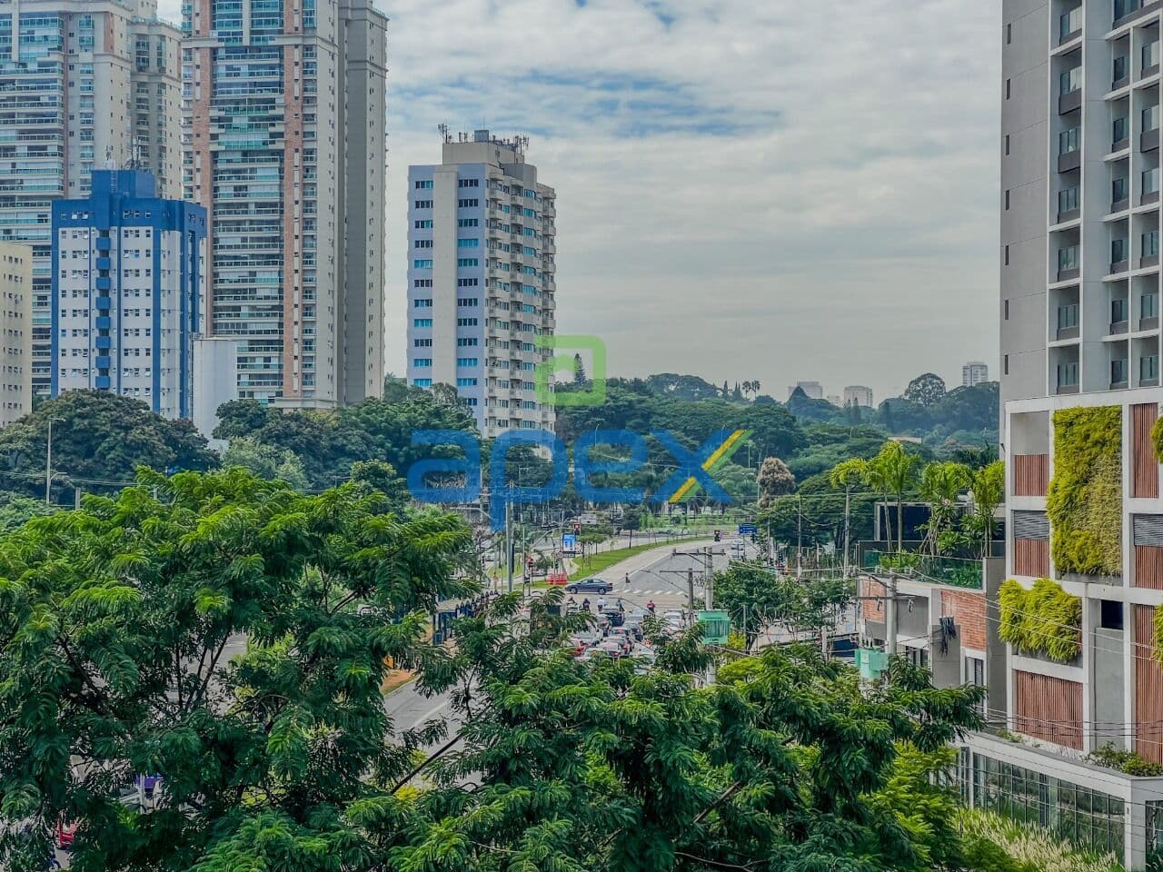 Prédio Comercial Mobiliado, pronto para ser utilizado