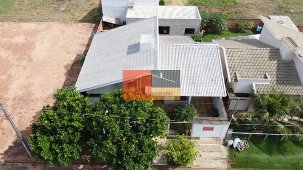 Casa em Terra Roxa - HEINEN
