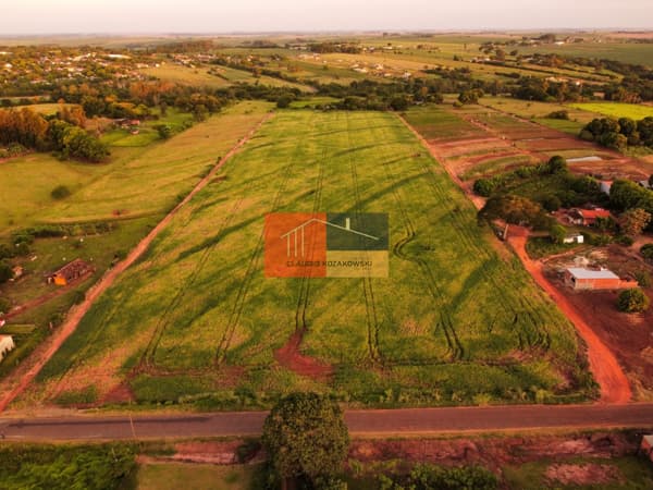 Fazenda/Sítios/Chácaras em Terra Roxa - Centro
