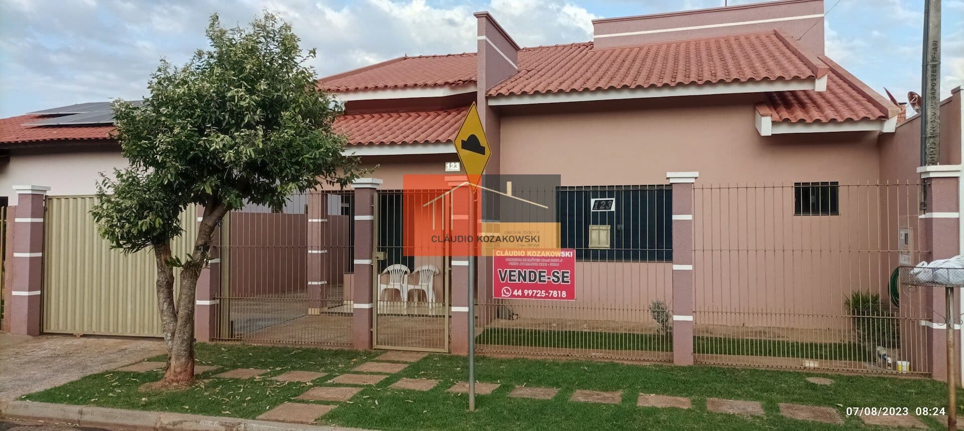 Casa em Terra Roxa - HALABI