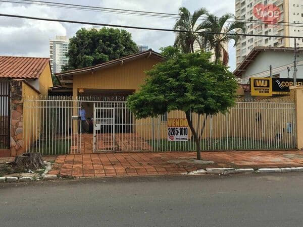 Casa Térrea com 220 m² Setor Bueno.
