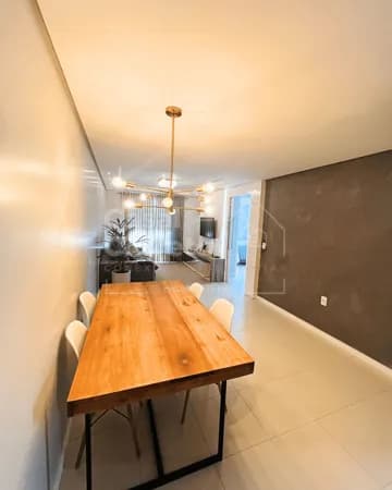 APARTAMENTO MOBILIADO DE 2 DORMITÓRIOS