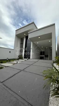 LINDA CASA DE 3 DORMITÓRIOS SENDO 1 SUÍTE