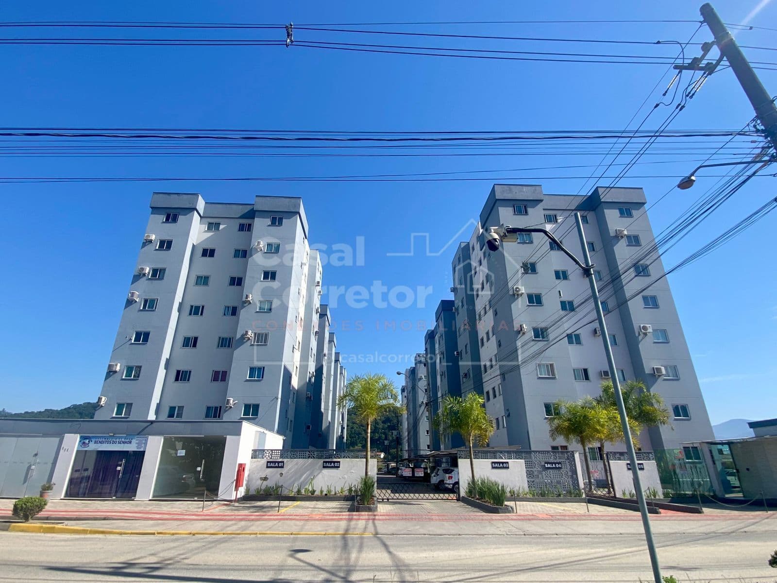 ACONCHEGANTE APARTAMENTO DE 2 DORMITÓRIOS