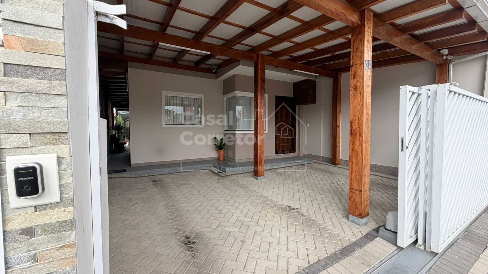 CASA 1 SUITE MAIS 2 QUARTOS E ÁREA DE FESTAS