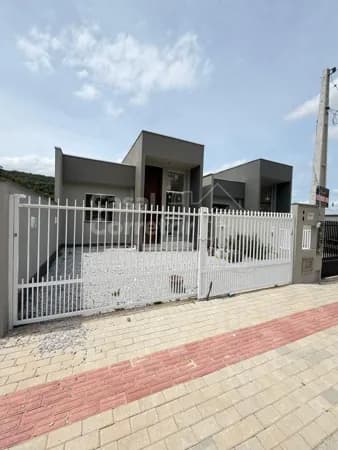 ESPETACULAR CASA DE 3 DOMRITÓRIOS SENDO 1 SUÍTE