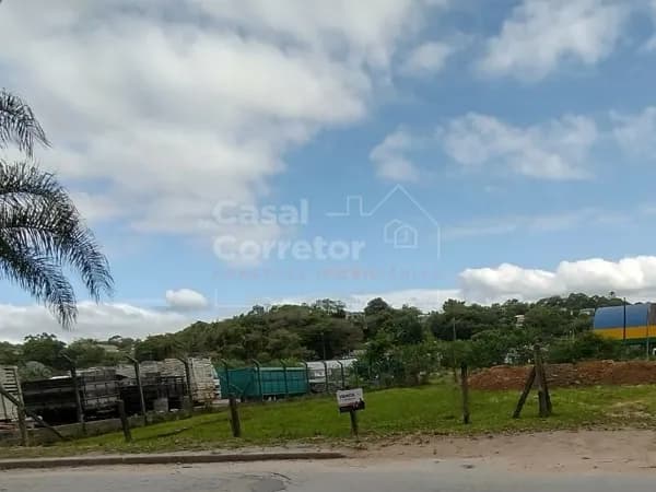 TERRENO COM 854M² NO BAIRRO VOLTA GRANDE