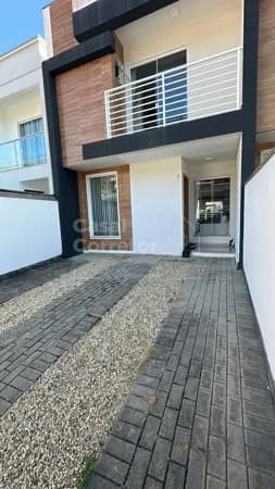 Casa em Brusque - Limeira Baixa