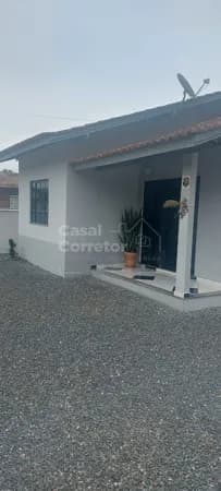 CASA SOLTA DE 3 DORMITÓRIOS
