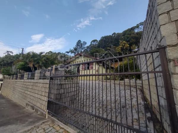 TERRENO DE 2380,37m² NO BAIRRO SANTA RITA