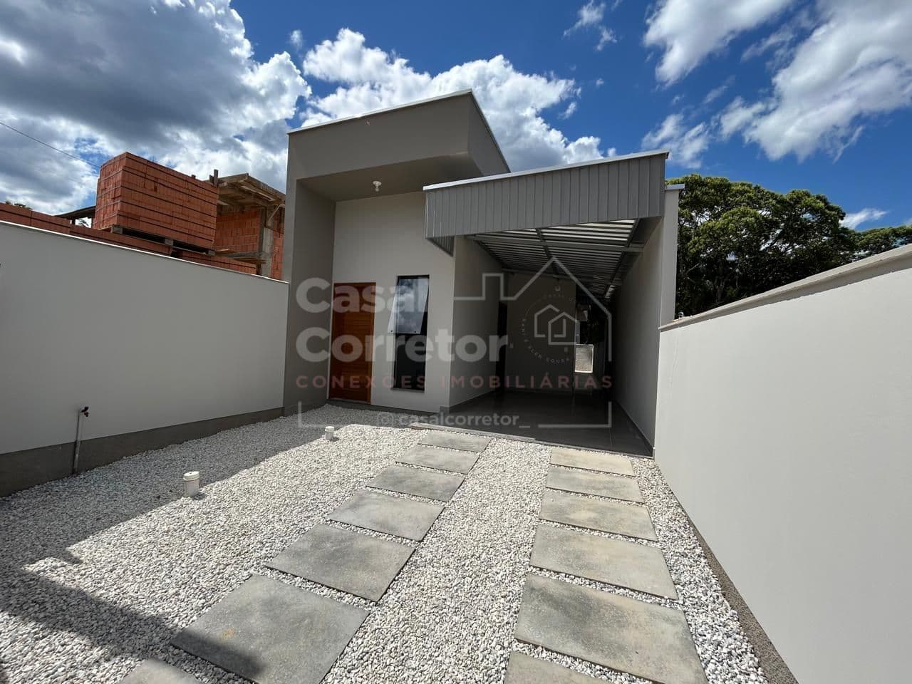 CASA BAIXA DE 2 DORMITÓRIOS