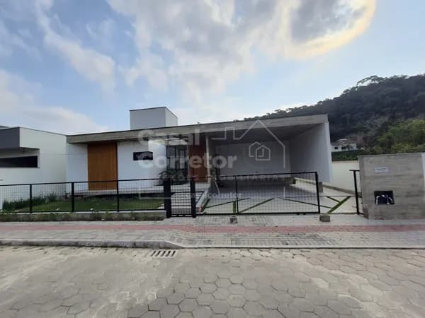 CASA MODERNA NOVA COM 3 DORMITÓRIOS SENDO 1 SUÍTE