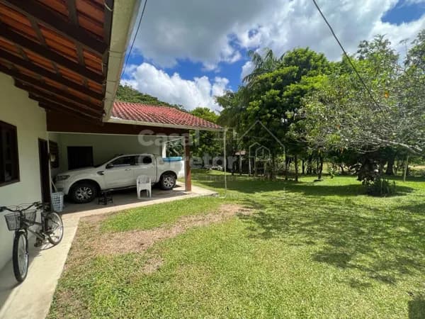 LINDO SITIO COM 50.000m² COM PLANTAÇÕES