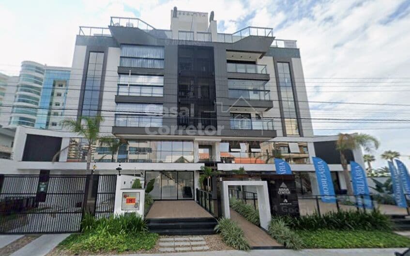 APARTAMENTO DE 2 SUÍTES NA QUADRA DA PRAIA
