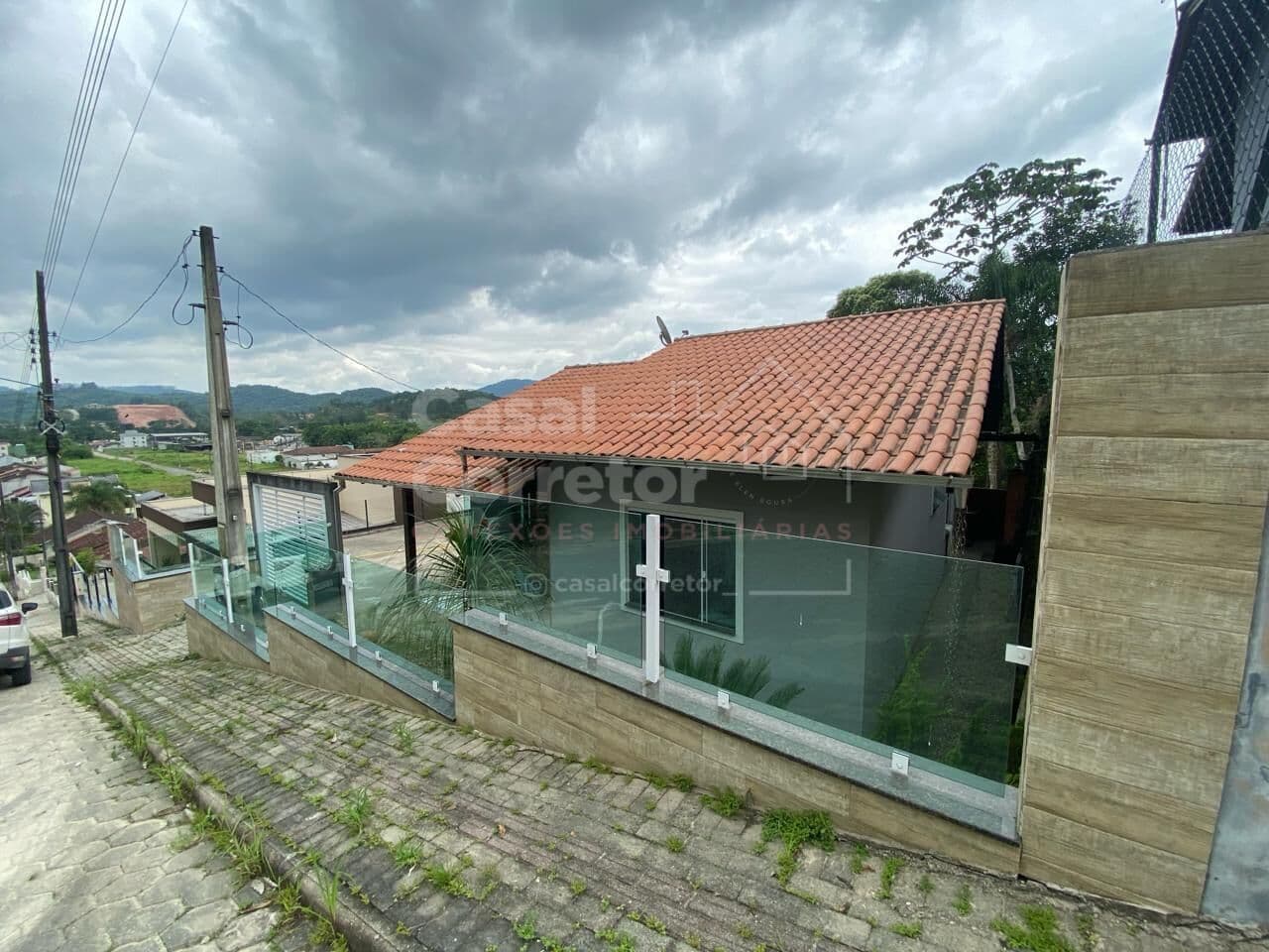 CASA NO CENTRO DA GUABIRUBA