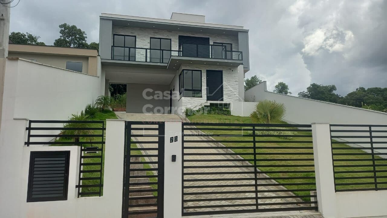 Casa em Brusque - Primeiro de Maio