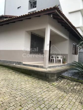 Casa em Brusque - Santa Terezinha
