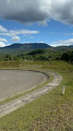 TERRENO EM LOTEAMENTO DE 1.473,94m²