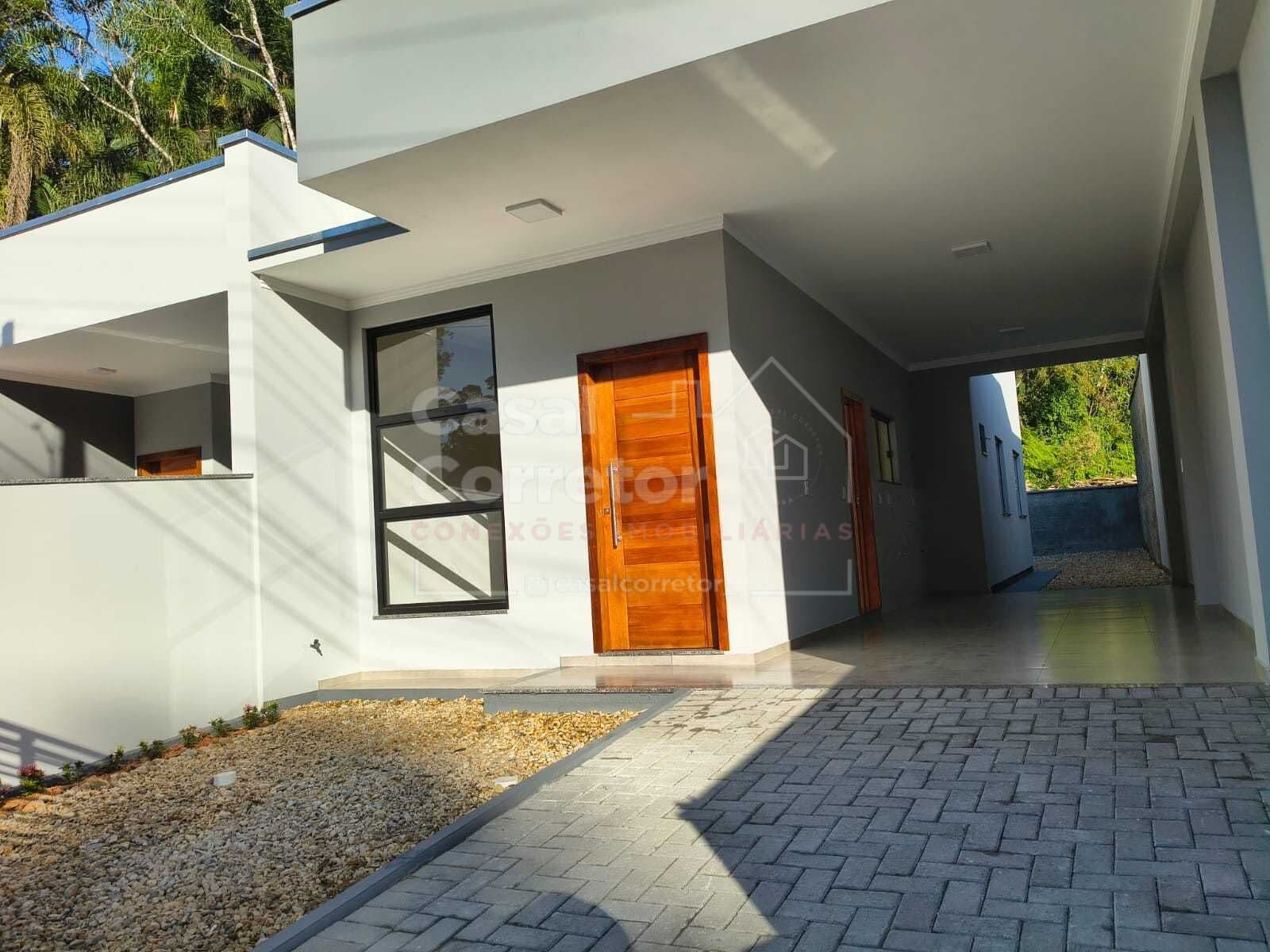 CASA BAIXA COM 2 DORMITÓRIOS