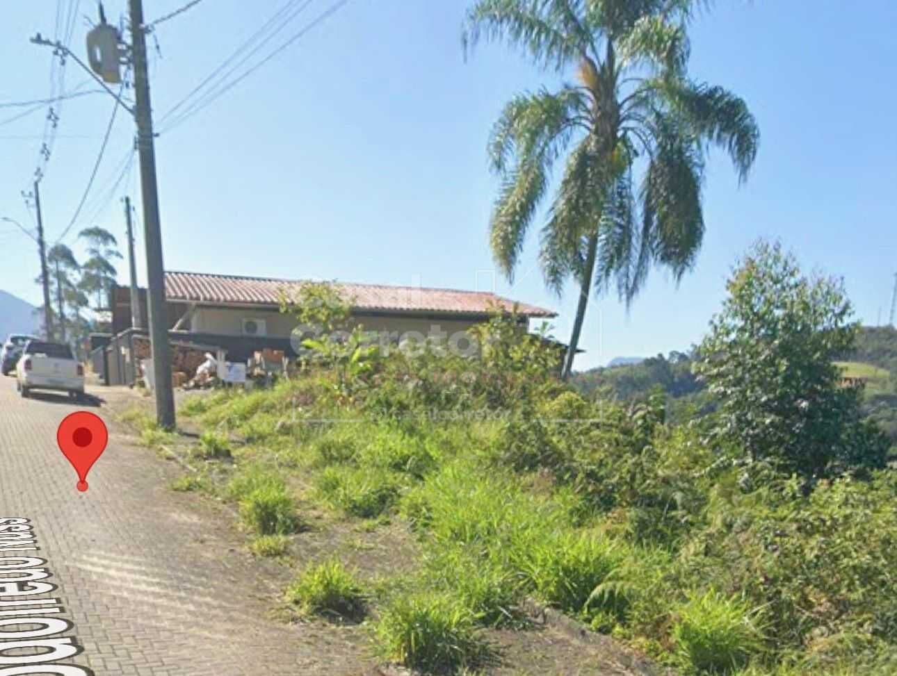 TERRENO DE 338m² NO CENTRO DE GUABIRUBA