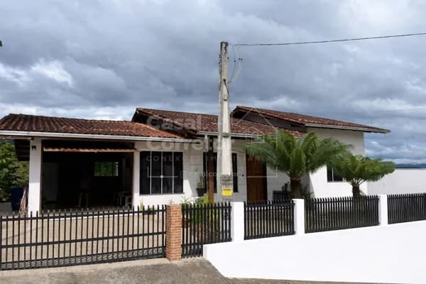 Casa em Brusque - Ponta Russa