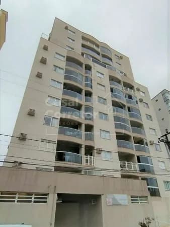 APARTAMENTO MOBILIADO COM 3 DORMITÓRIOS SENDO 1 SUÍTE NO CENTRO DE BRUSQUE