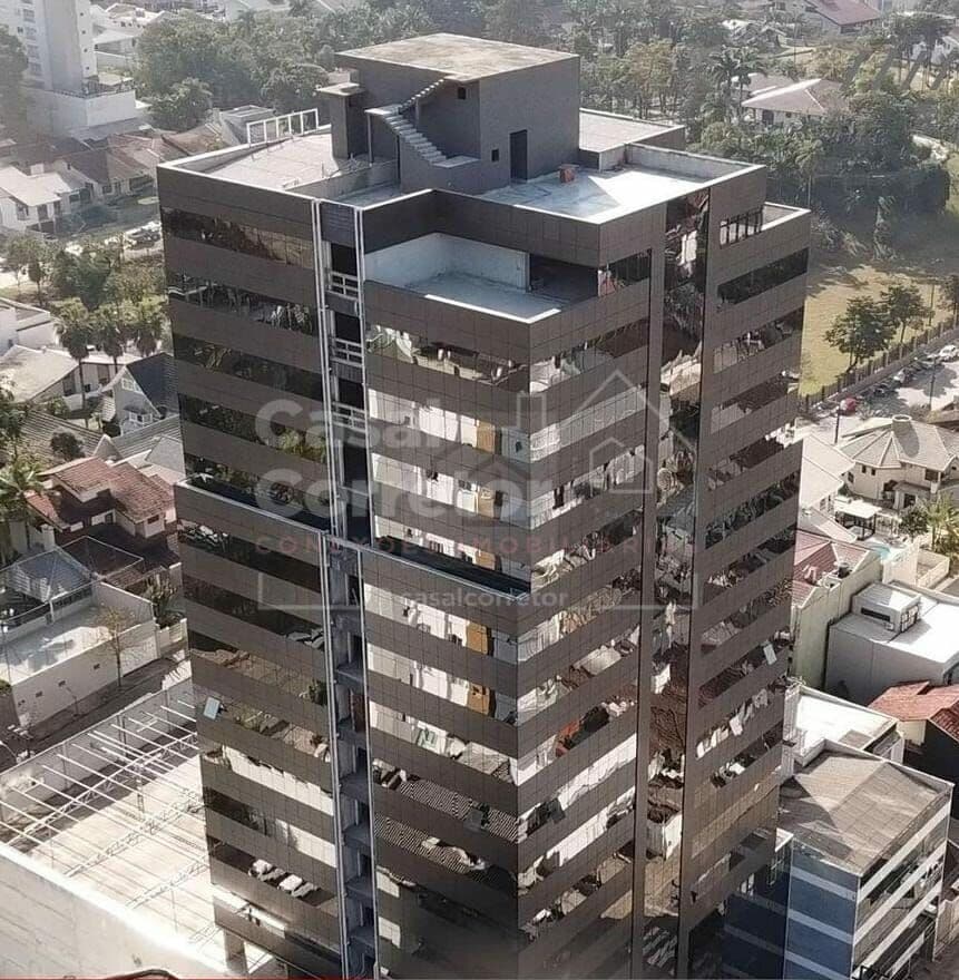 SALA COMERCIAL NO EDIFICIO MAJESTIC EXECUTIVE CENTER