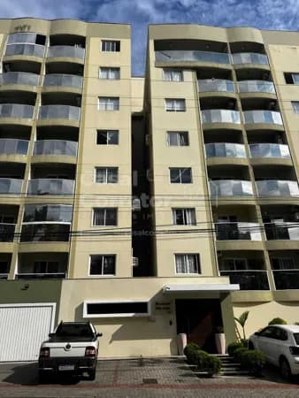 APARTAMENTO PRÓXIMO A PREFEITURA COM 2 QUARTOS E 2 VAGAS