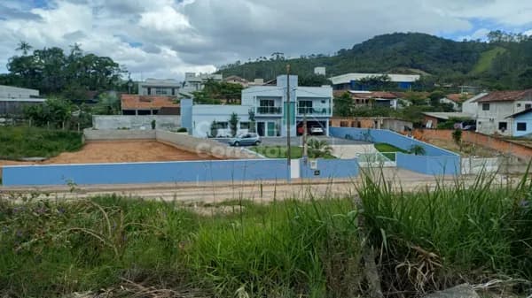 Terreno murado na guabiruba