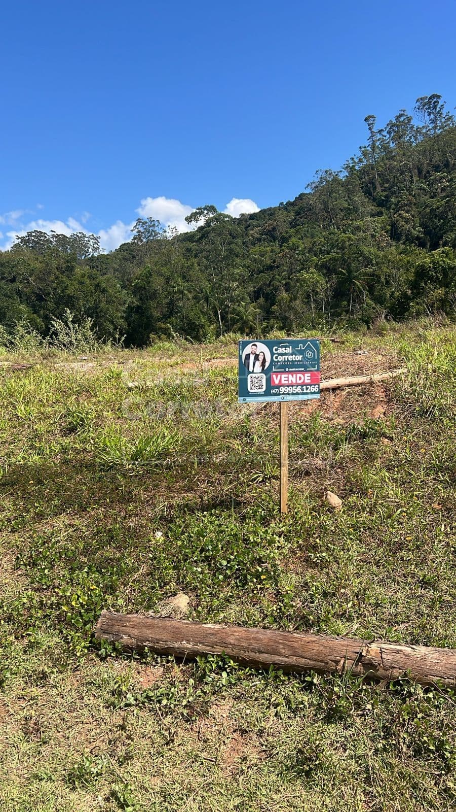 TERRENO DE 325m² PLANO E EM LOTEAMENTO