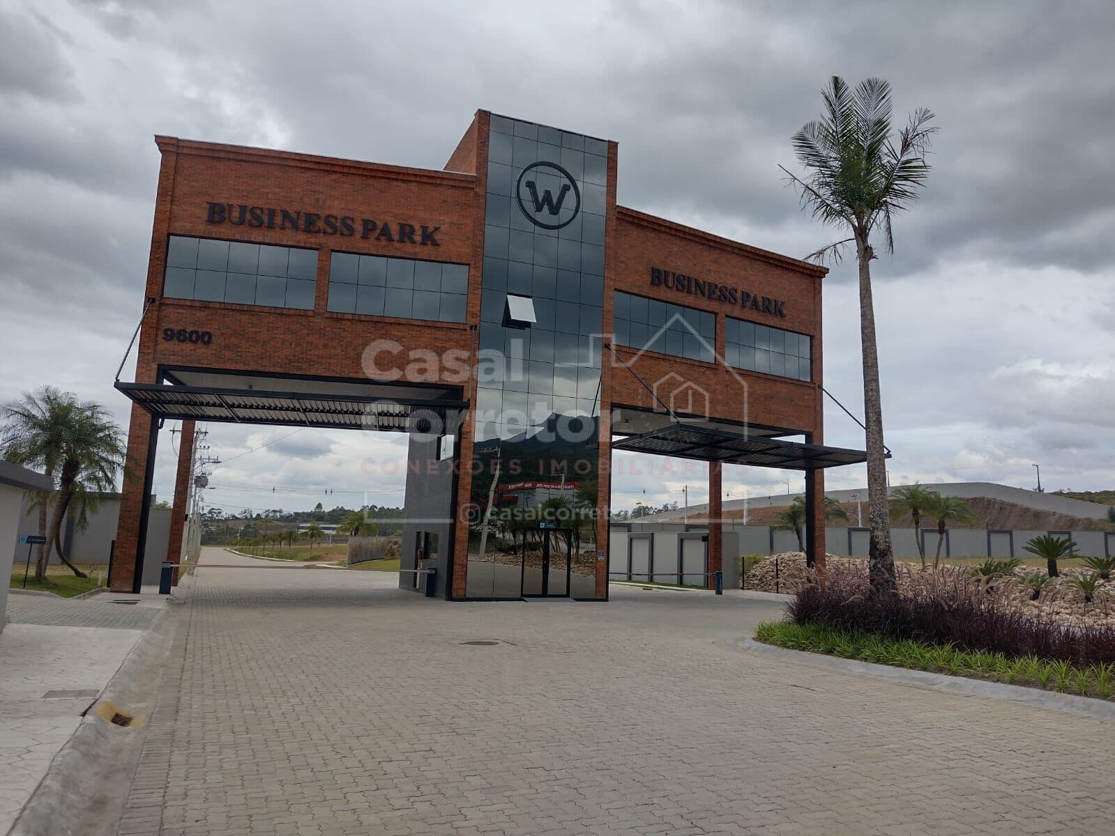 TERRENO EM CONDOMÍNIO EMPRESARIAL, IDEAL PARA CONSTRUÇÃO DE GALPÃO