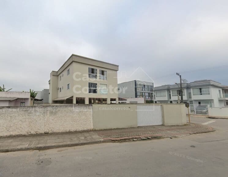 APARTAMENTO DE 61M² COM MÓVEIS SOB MEDIDA E 3 AR-CONDICIONADOS