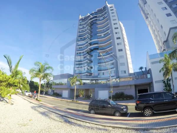 BELO E MOBILIADO APARTAMENTO DE 2 DORMITÓRIOS SENDO 1 SUÍTE