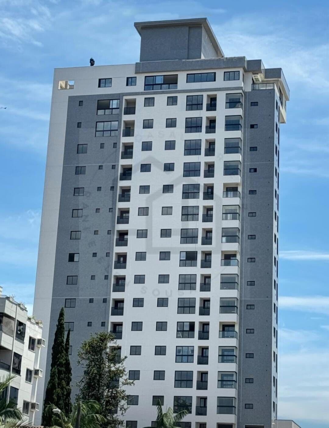 APARTAMENTO MOBILIADO COM ACABAMENTO DE ALTO PADRÃO