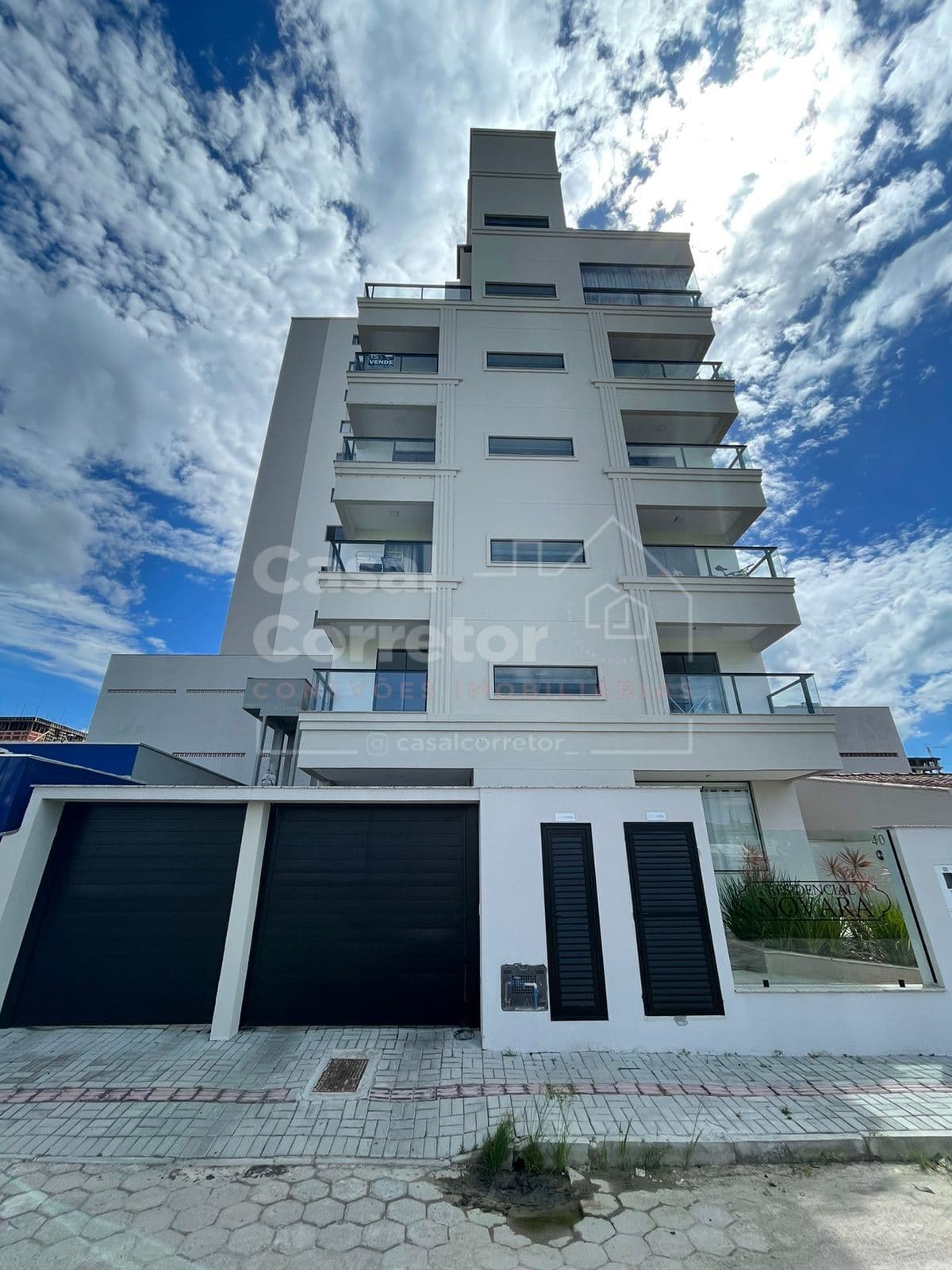 APARTAMENTO DE 2 SUÍTES PRÓXIMO DA PRAIA