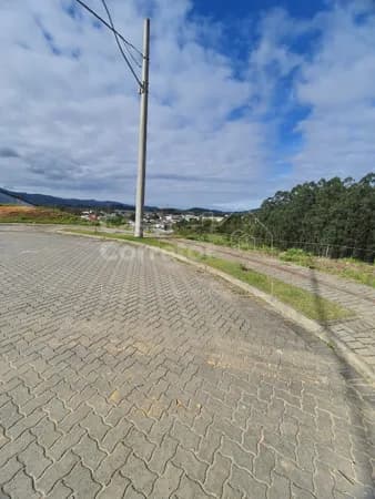 TERRENO EM CONDOMÍNIO DE 555,86m²